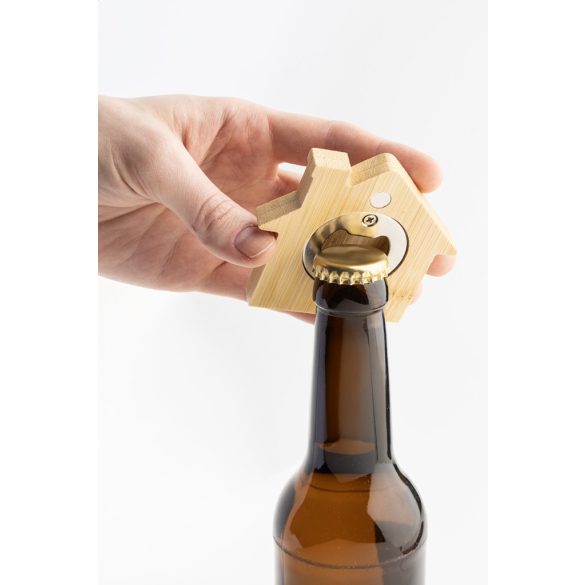 CasaPivo fridge magnet and opener
