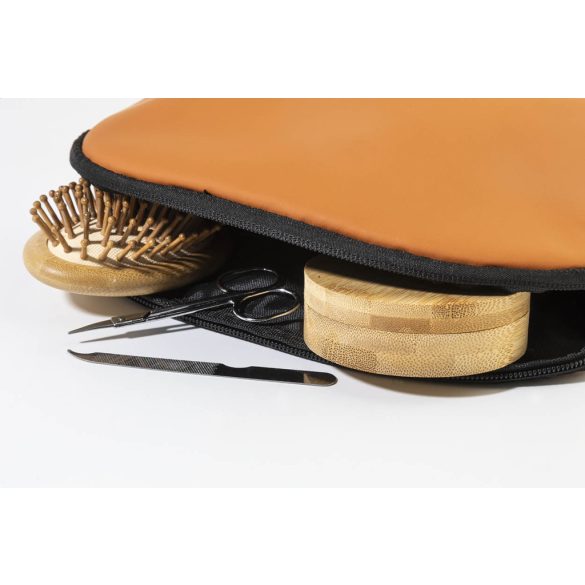 Pluum RPU cosmetic bag