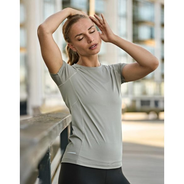 COOLdry Ladies Tee