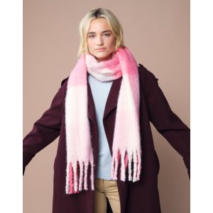 Fluffy Check Scarf