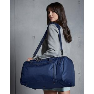 Universal Holdall