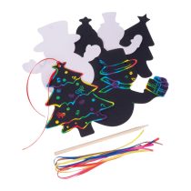 Set de ornamente din hartie razuibila cu agatatoar