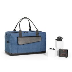   KIT TRAVEL. Travel kit designed to carry everything you need for your trips in a spacious way