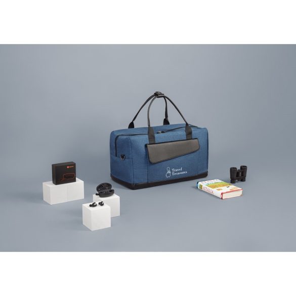 KIT TRAVEL. Travel kit designed to carry everything you need for your trips in a spacious way