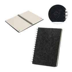   MISHIMA. A5 notebook with semi-hard cover in recycled felt (100% rPET) with rings and lined pages