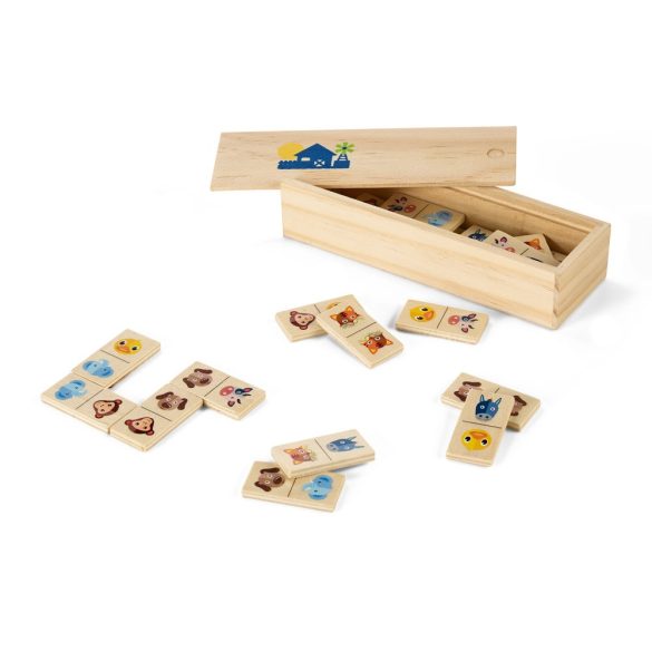 DOMIN. Wooden domino game