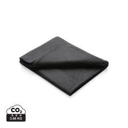 Fleece blanket in pouch, black