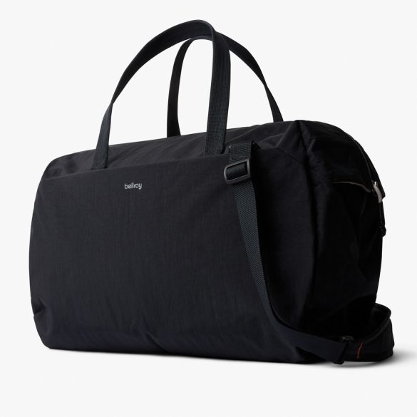 Bellroy Lite Duffel, black